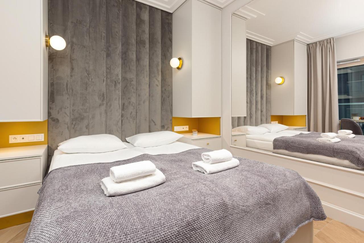 Mennica Residence Central Apartment By Renters Prestige Warszawa Eksteriør billede