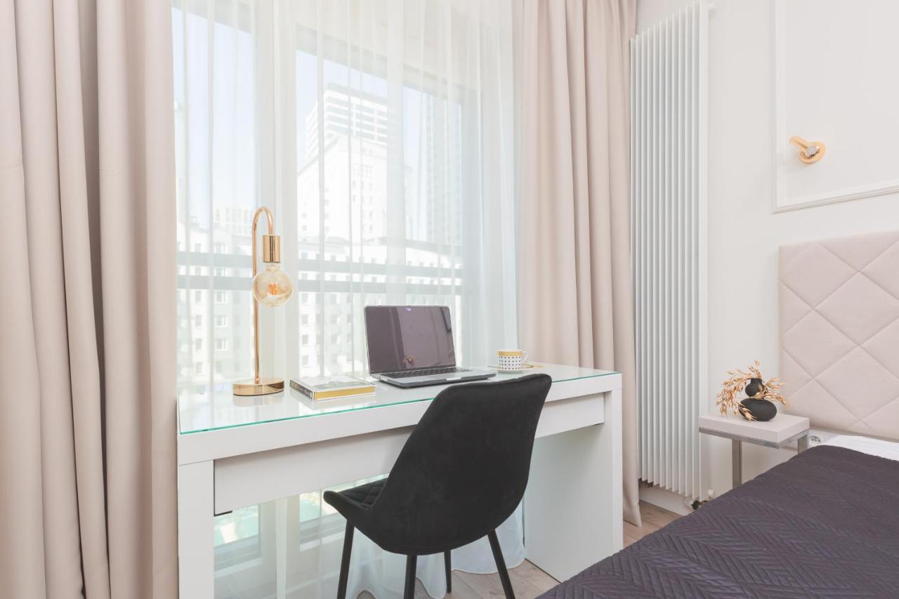 Mennica Residence Central Apartment By Renters Prestige Warszawa Eksteriør billede