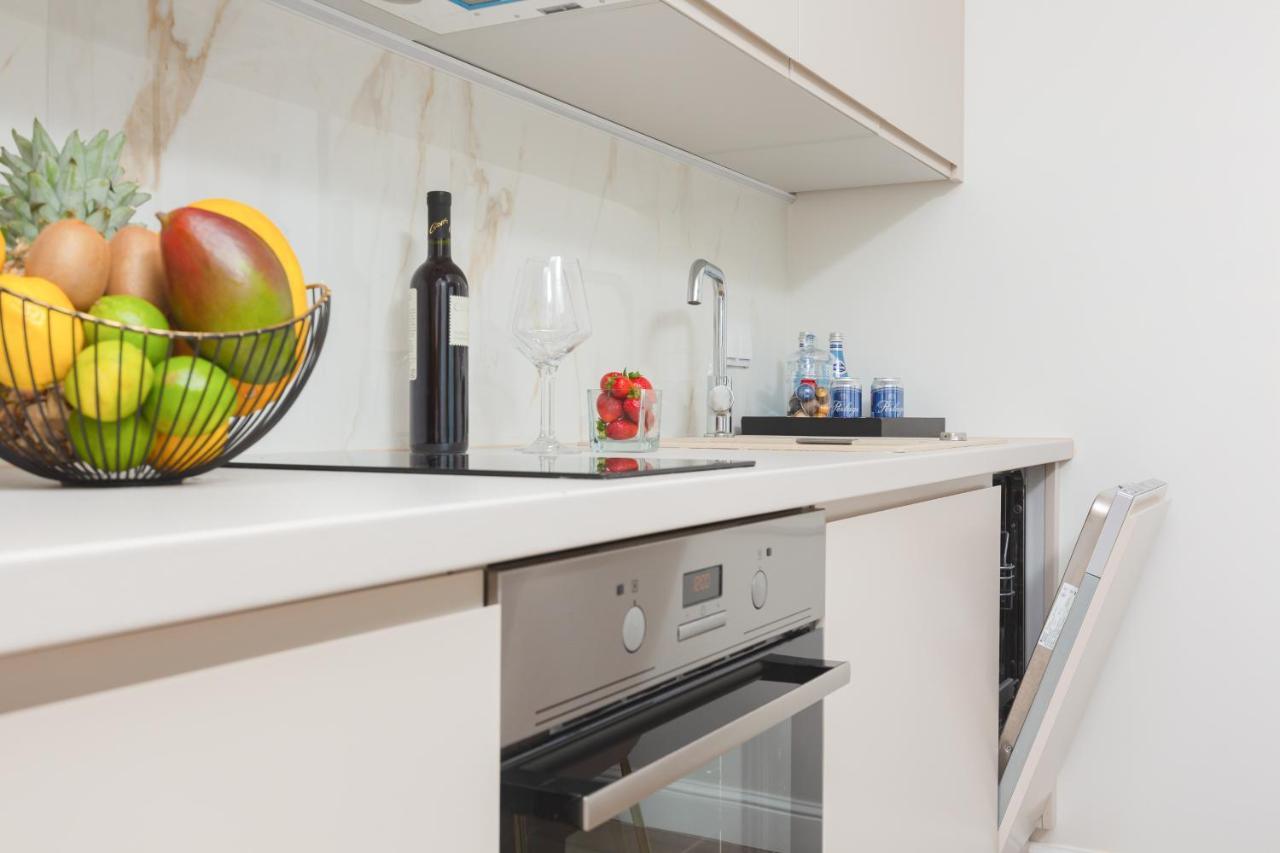Mennica Residence Central Apartment By Renters Prestige Warszawa Eksteriør billede