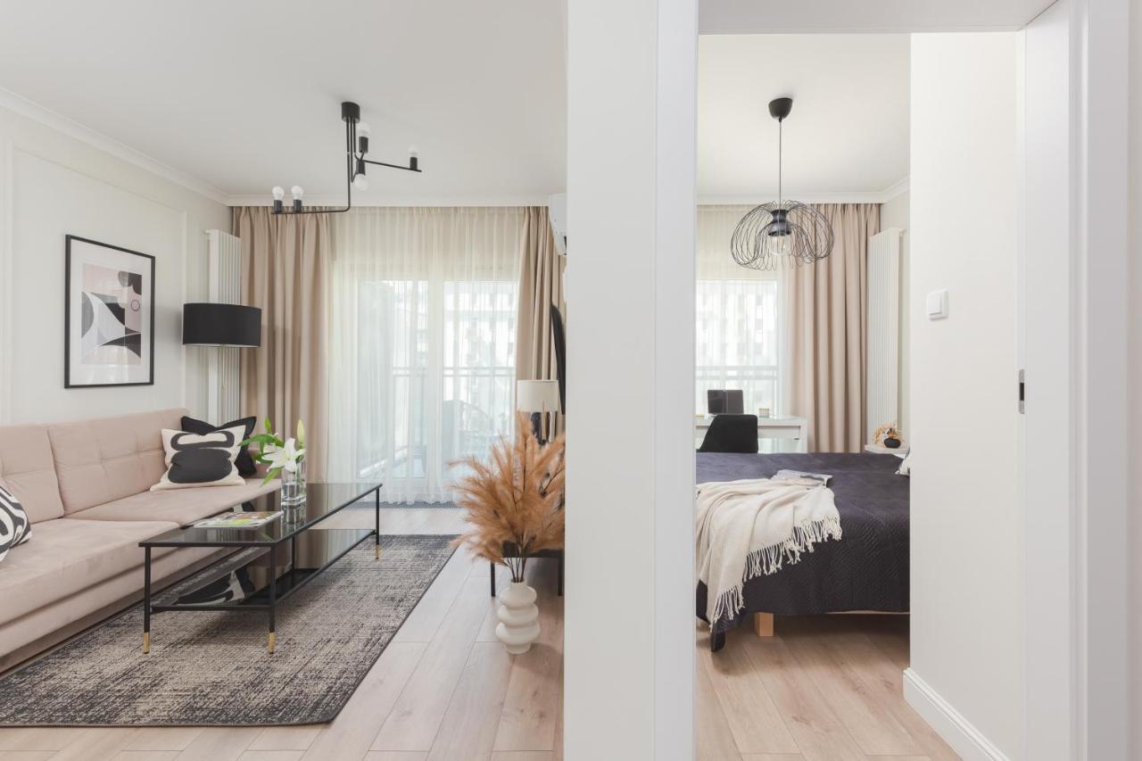 Mennica Residence Central Apartment By Renters Prestige Warszawa Eksteriør billede