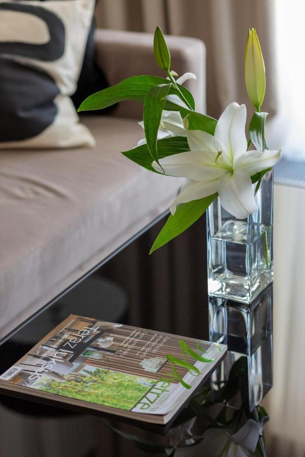 Mennica Residence Central Apartment By Renters Prestige Warszawa Eksteriør billede